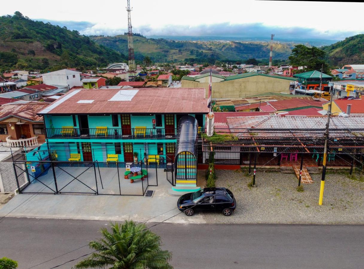Hotel Reventazon Orosí Eksteriør bilde